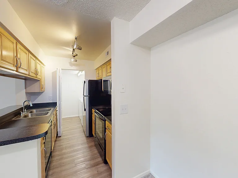 Lakewood Place — Photo 110