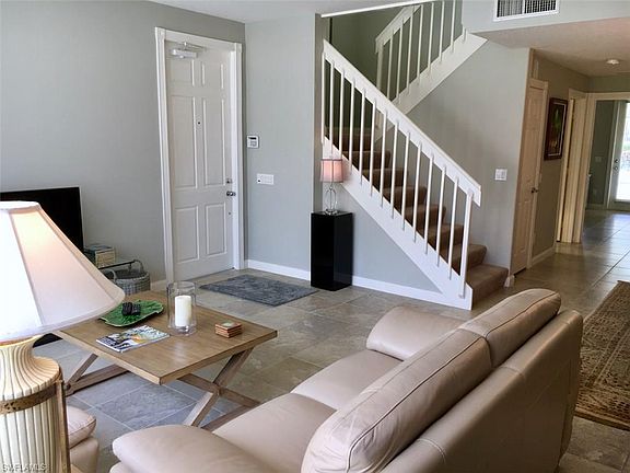 5th image of 8047 Sorrento Ln