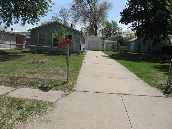 2nd image of 4037 D Ave
