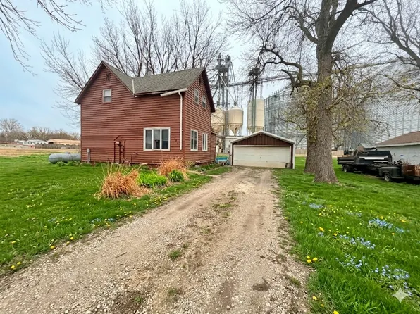 107 S Buckingham St, Hardwick, MN 56134