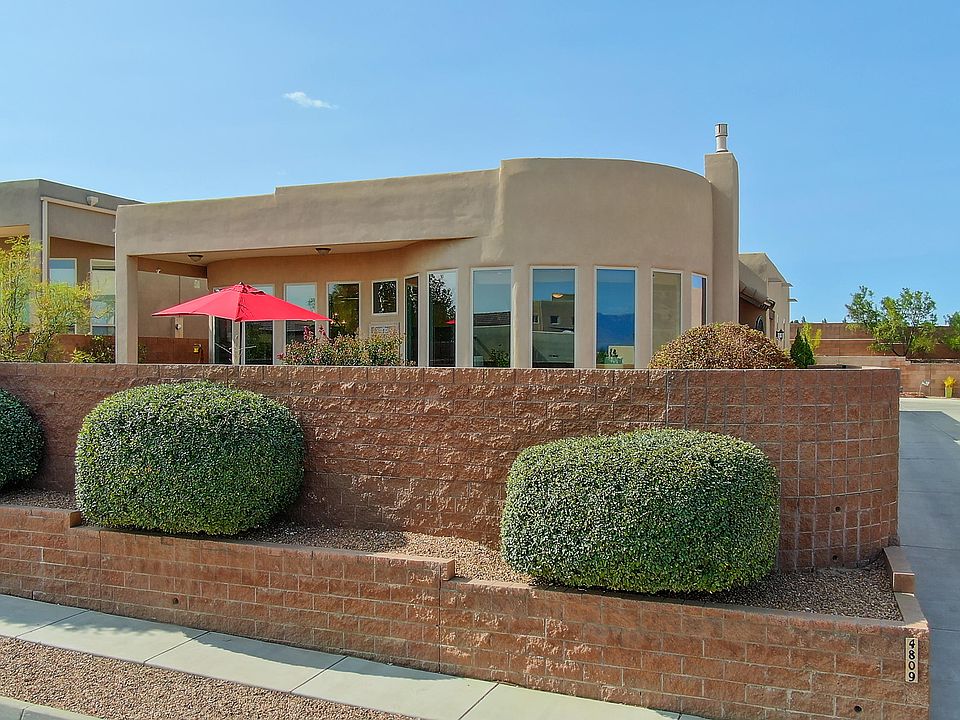 1st image of 4809 Mi Cordelia Dr NW