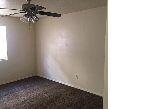 5th image of 912 E Monterey Ct APT A