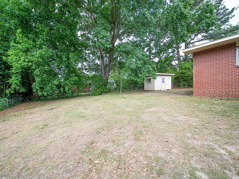 6040 Luna Dr — Photo 19