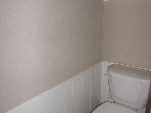 2nd image of 605 Quail Creek Dr