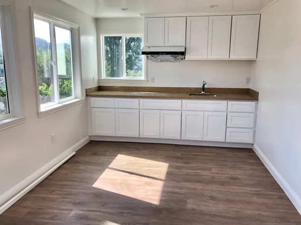 483 Chestnut Ave #C, San Bruno, CA 94066