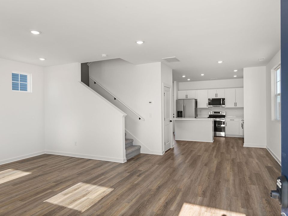 1st image of 896 Foxtail Dr #64