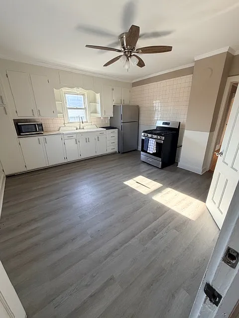 3 bed, 1100 sqft, $1,525 — Photo 3