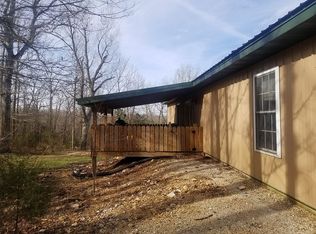 860 Woodland Hills Rd, Hardy, AR 72542