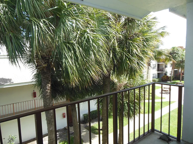 706 Executive Center Dr #37-2-37 — Photo 9