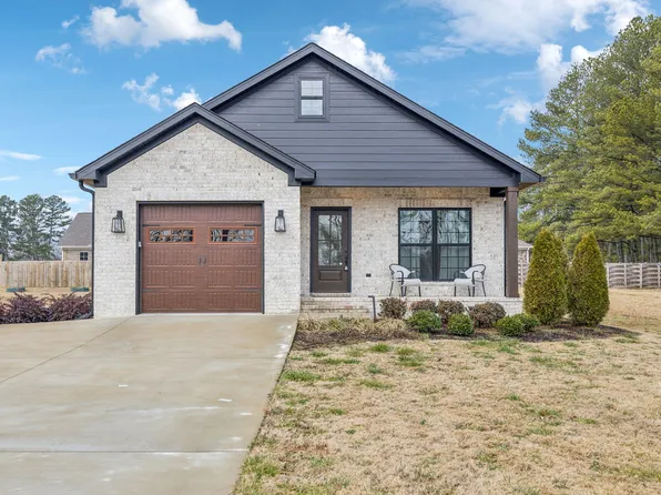 113 Fairway Dr, Lawrenceburg, TN 38464