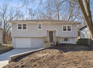 309 W McDonald St, Edgerton, KS 66021