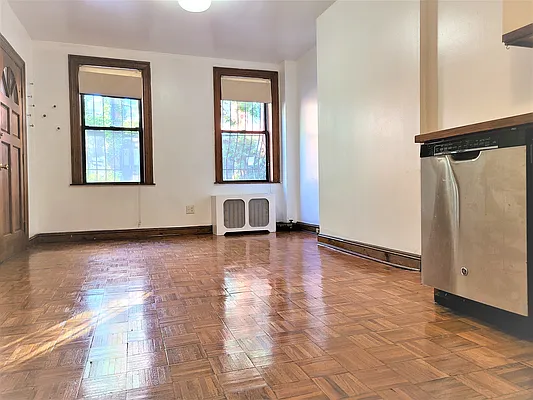 Rented by Virtual Real Estate | media 4