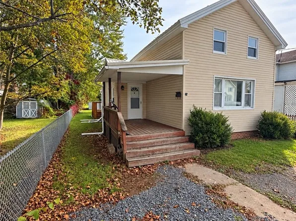 71 Bridge St, Seneca Falls, NY 13148