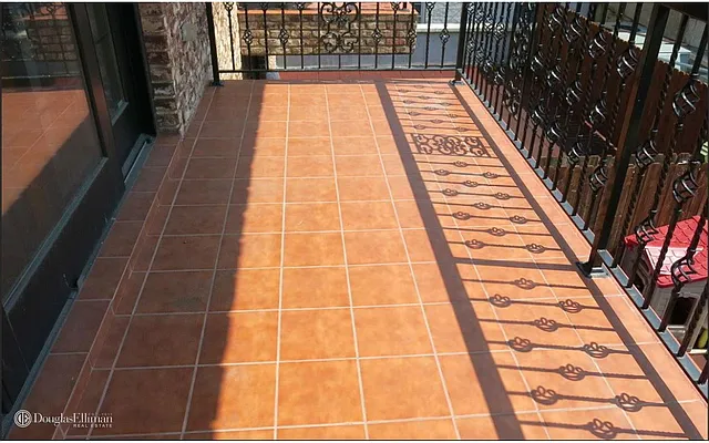 Rented by Douglas Elliman | media 10