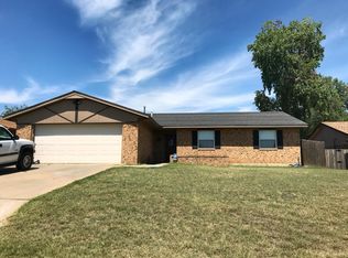 7913 NW Concho Rd, Lawton, OK 73505