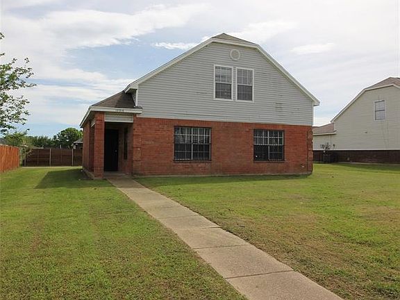 2nd image of 10316 Glenn Vista Dr