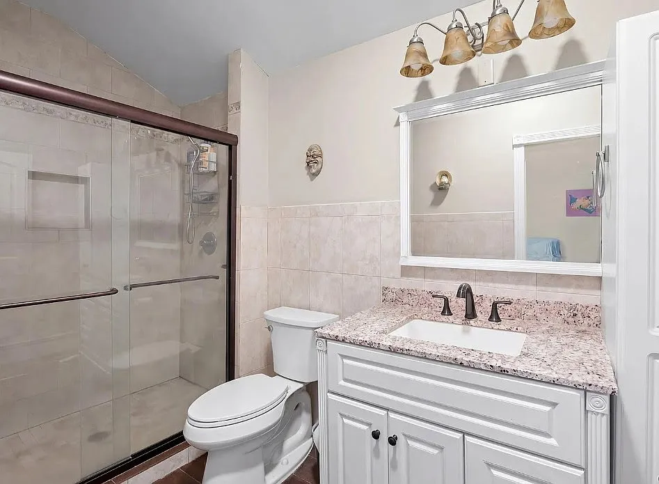 Stratton Ln, Stony Brook — Photo 4