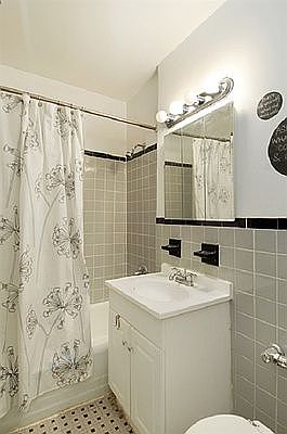 5th image of 25 W 13th St APT 4PN