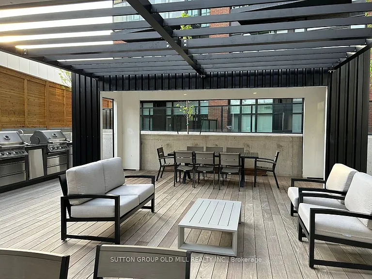 2300 Saint Clair Ave W #417 — Photo 7