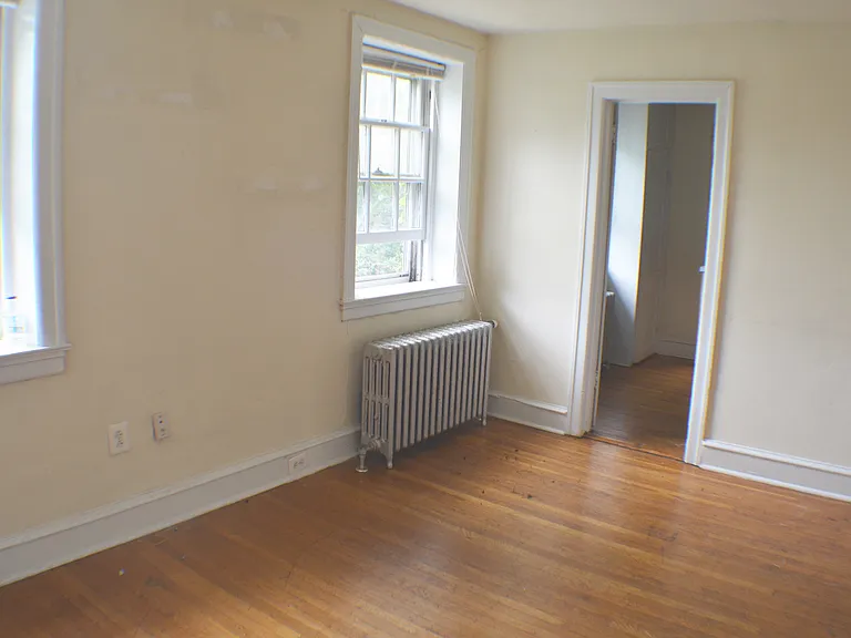 251 W Rittenhouse St #301 — Photo 2