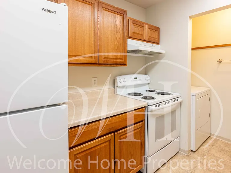 627 N Roosevelt St — Photo 13