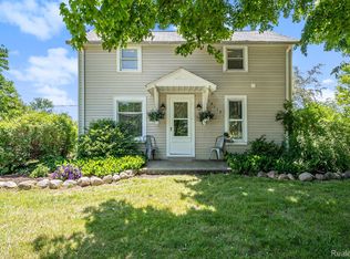 10117 Reid Rd, Swartz Creek, MI 48473