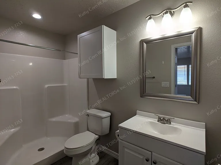 2031 Janeway St #M-N — Photo 11