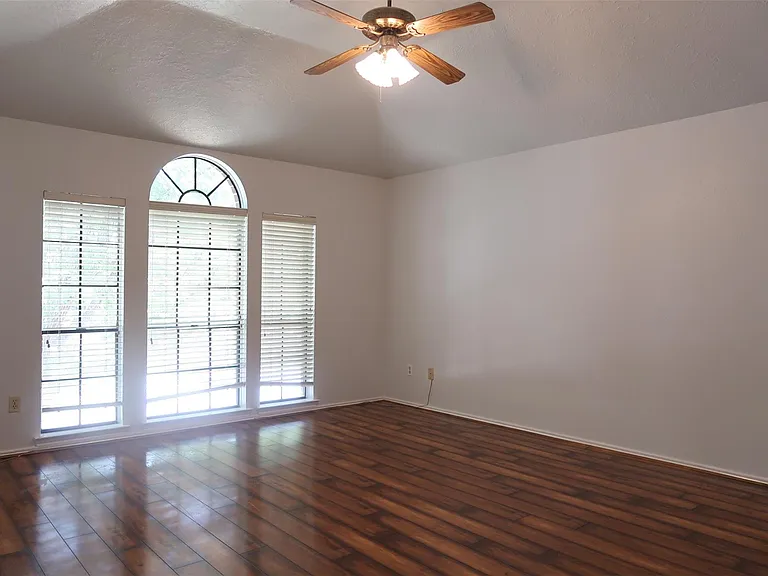 16507 Wellers Way — Photo 8