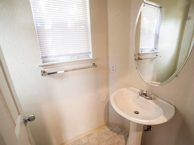 15491 Tern Ct — Photo 4