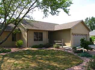 6465 Sunshine Harbour Dr, Winneconne, WI 54986