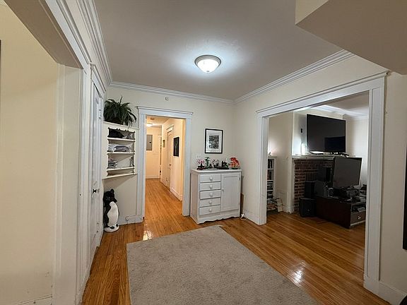 2nd image of 39 Greycliff Rd