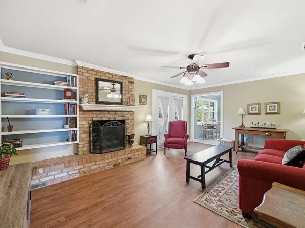 5801 Westlawn Dr, Waco, TX 76710