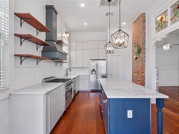 5th image of 522 Leontine St