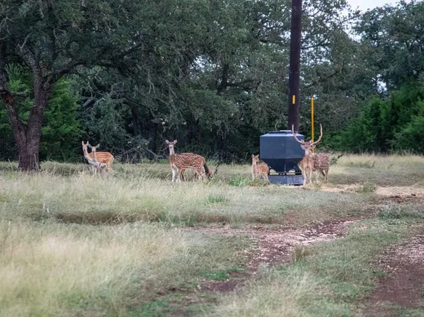 252 El Rincon Rd, Mountain Home, TX 78058