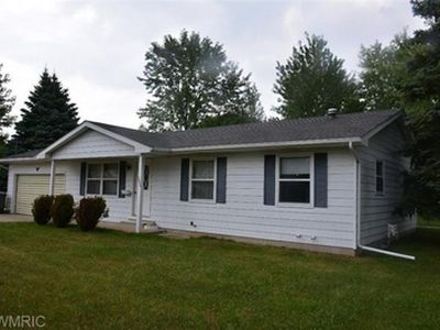 1023 Lauri Ln, Sturgis, MI, 49091