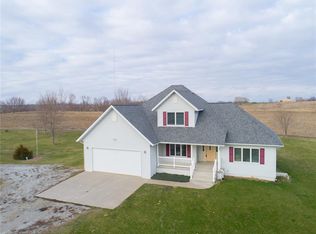 1850 Y Ave, Homestead, IA 52236