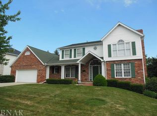 2509 Blarney Stone Ln, Bloomington, IL 61704