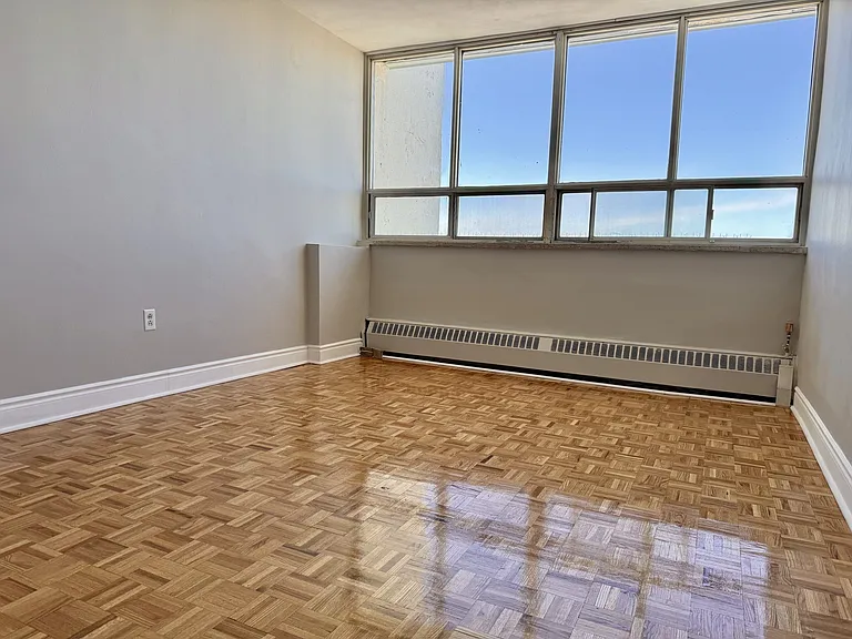 1501 Woodbine Ave — Photo 15