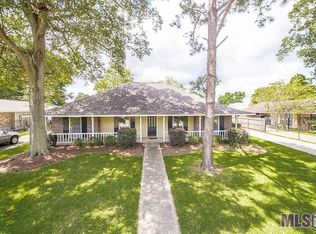15915 Chantilly Ave, Baton Rouge, LA 70817