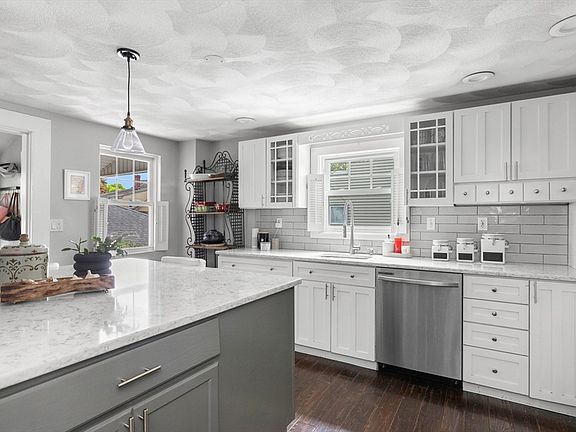 2nd image of 9 Elm Ct