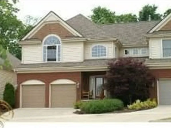571 Florence Ct #1, Milford, MI 48381