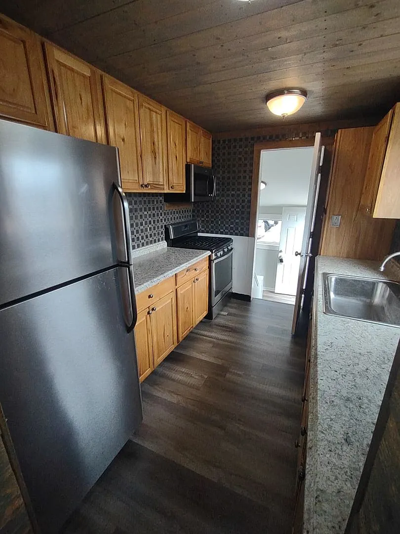 37939 Vine St — Photo 4