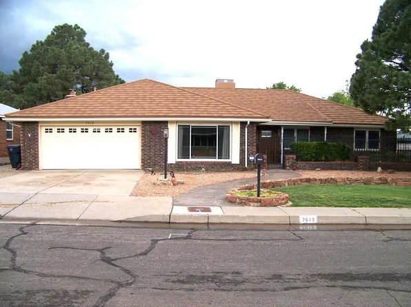 7612 Lamplighter Ln NE, Albuquerque, NM 87109