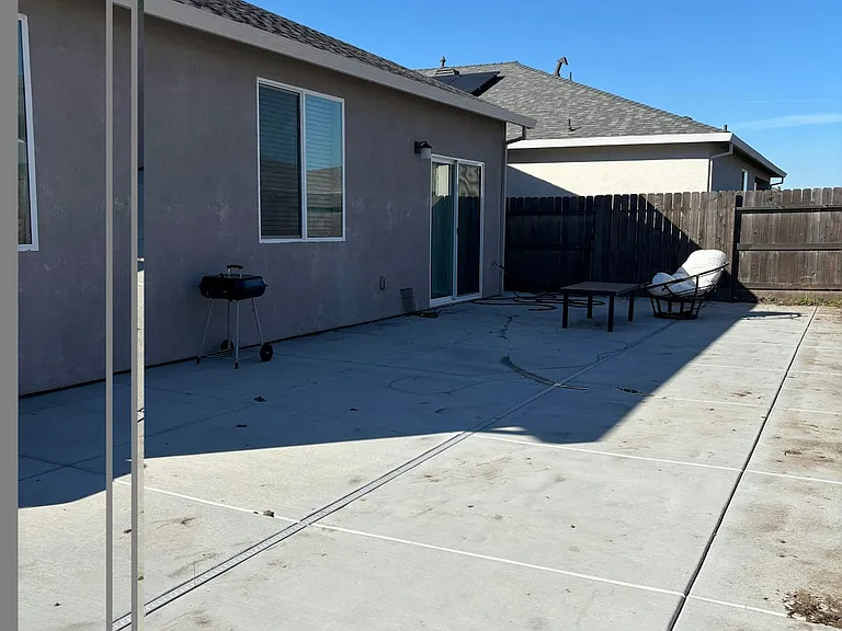 10400 Skynyrd Way — Photo 21