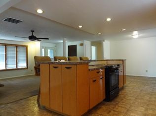 605 E 93rd St, Tacoma, WA 98445