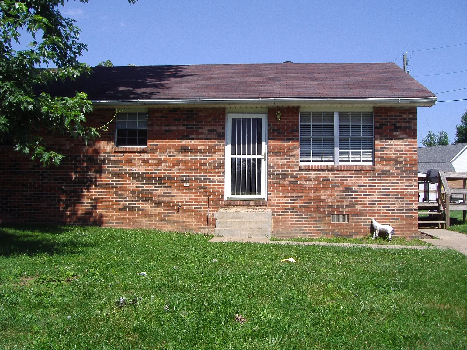 400 7th Ave photo 1