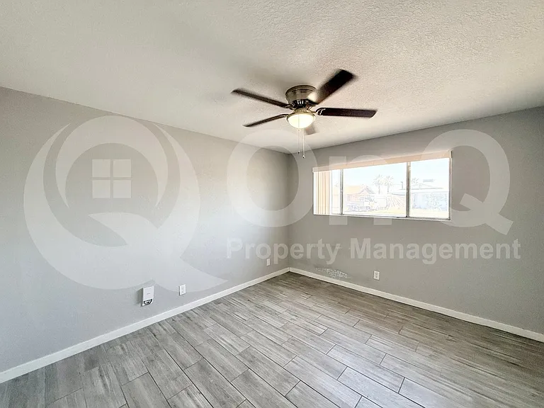 1718 W Auburn St — Photo 15