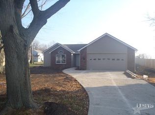 3710 Cardinal Dr, Fort Wayne, IN 46815