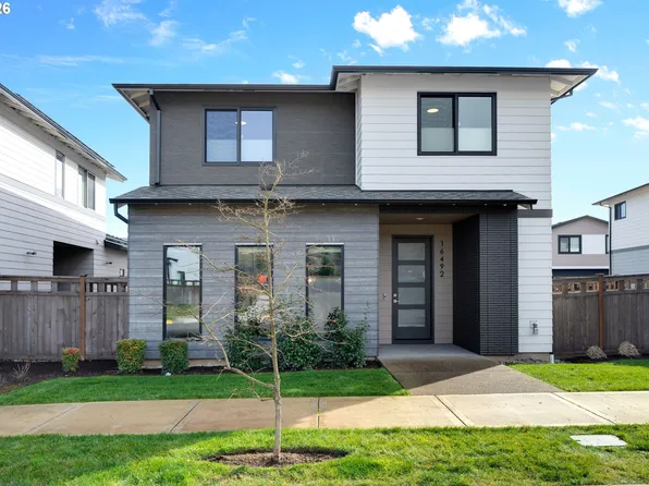 16492 SE Silver Creek Falls Dr, Happy Valley, OR 97086