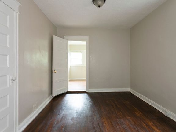 5th image of 3921 Norledge Ave #817557